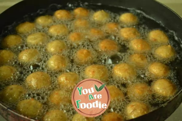 Fried chicken meatballs