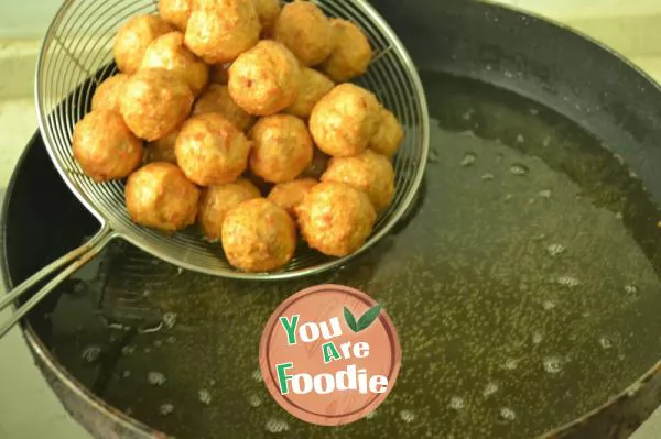 Fried chicken meatballs