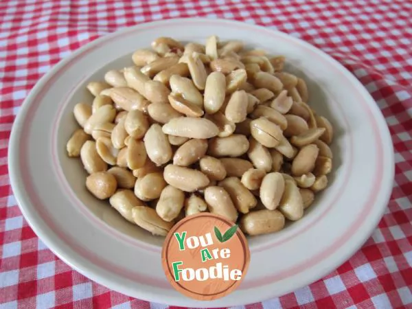 Roasted peanuts