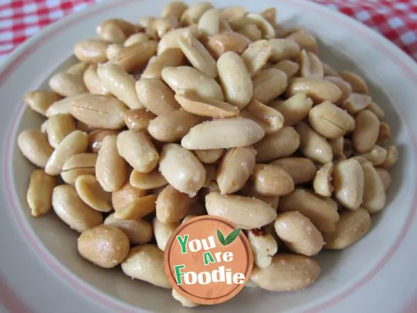 Roasted peanuts
