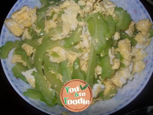 Bitter gourd scrambled eggs