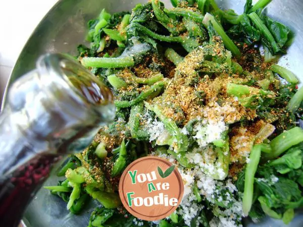 Home style cold dish -- vinegar spinach peanuts
