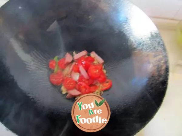 Fried black rice with pepper