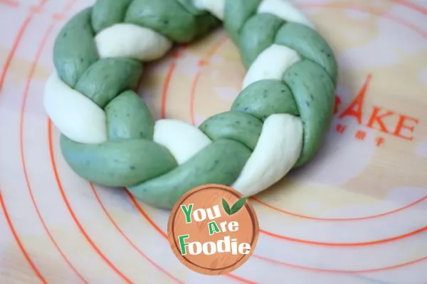 Christmas Wreath Bread