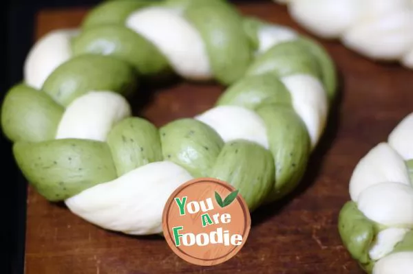Christmas Wreath Bread