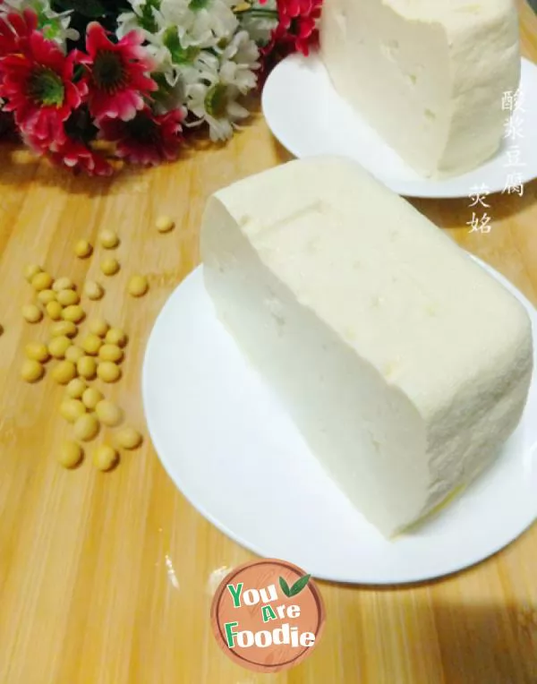 Preparation-method-of-sour-milk-tofu-and-sour-milk-water