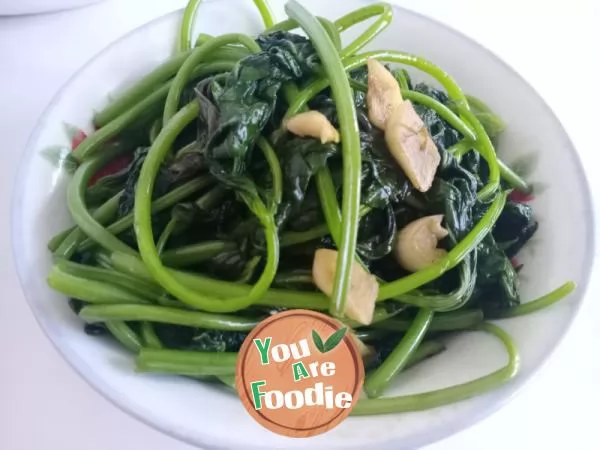 Sweet potato leaves with minced garlic