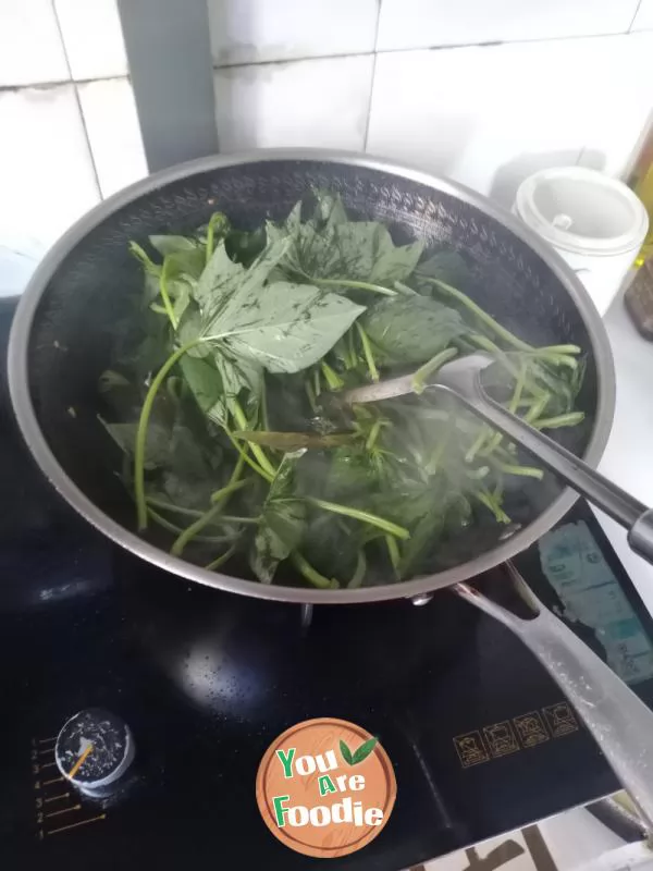Sweet potato leaves with minced garlic
