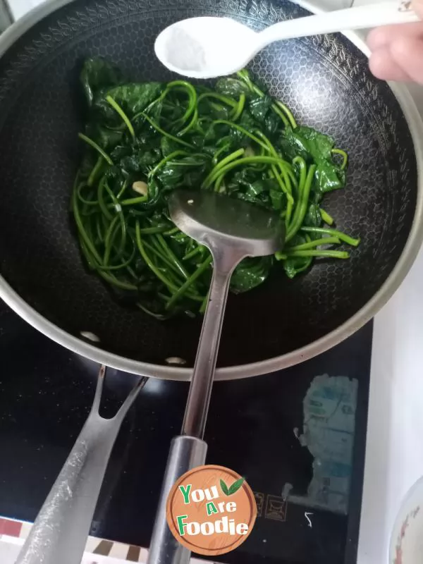 Sweet potato leaves with minced garlic