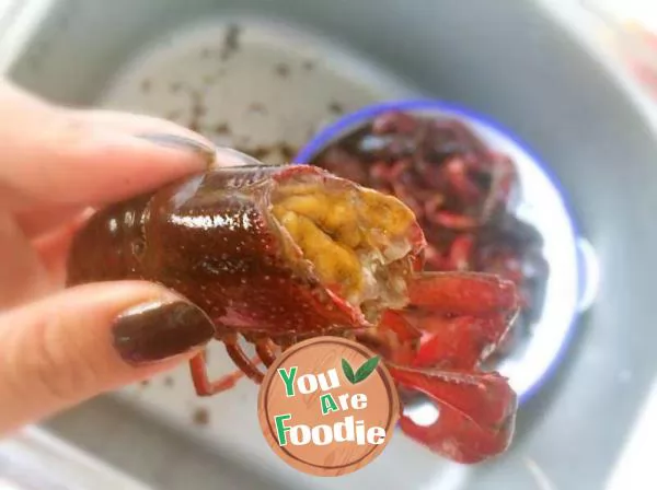 Beer crayfish (with the most complete cleaning method for crayfish)