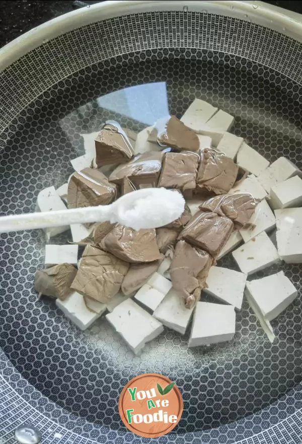 Duck blood tofu casserole