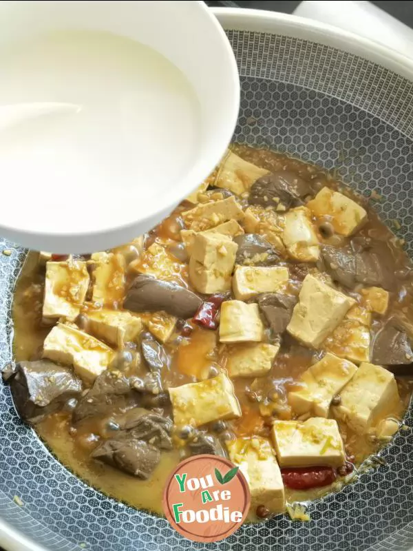 Duck blood tofu casserole
