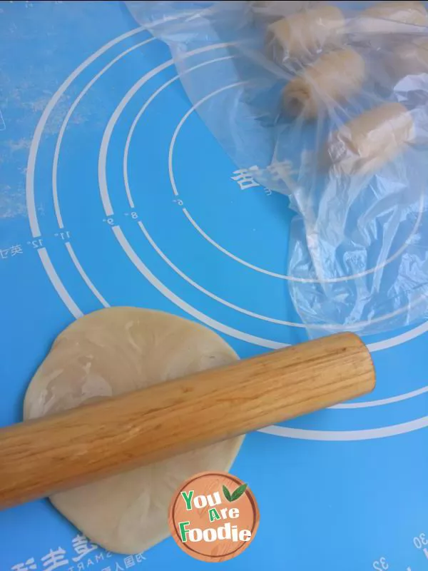 Flower crisp