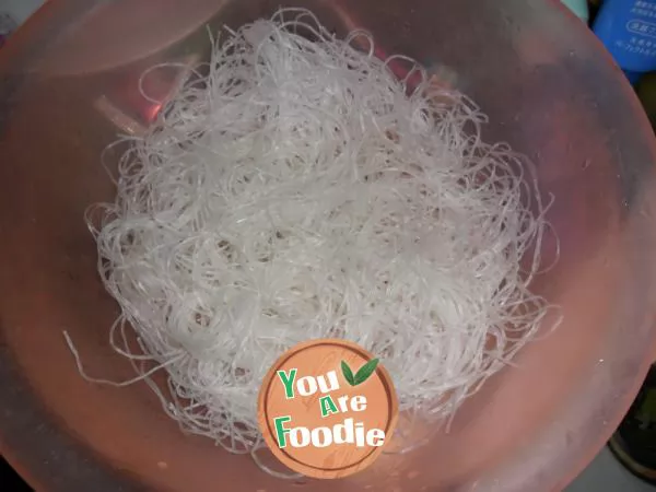 Steamed shrimp with vermicelli