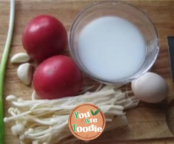Tomato golden needle and egg soup