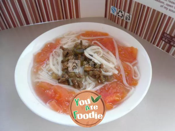 noodles in hot soup