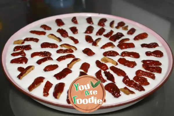 Coconut flavored jujube cake