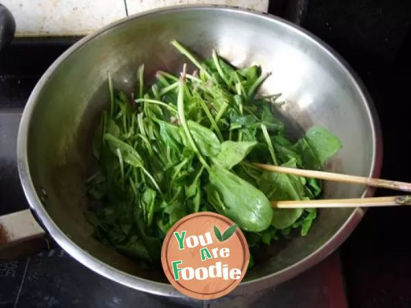 Blood tonifying vegetables -------------------------- stir fried pork liver with spinach