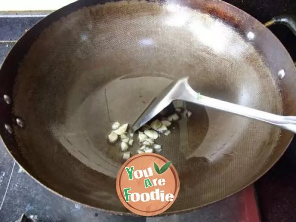 Blood tonifying vegetables -------------------------- stir fried pork liver with spinach