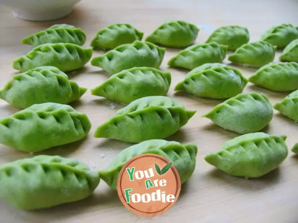 Dumplings full of spring in winter -- jade lotus root flavored fresh meat dumplings