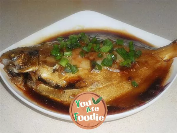 Sweet and sour pomfret