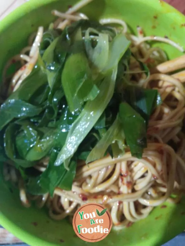 Scallion flavored noodles with red oil