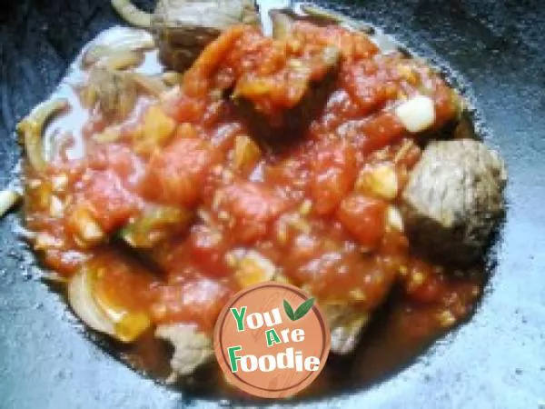 Stewed beef with tomato