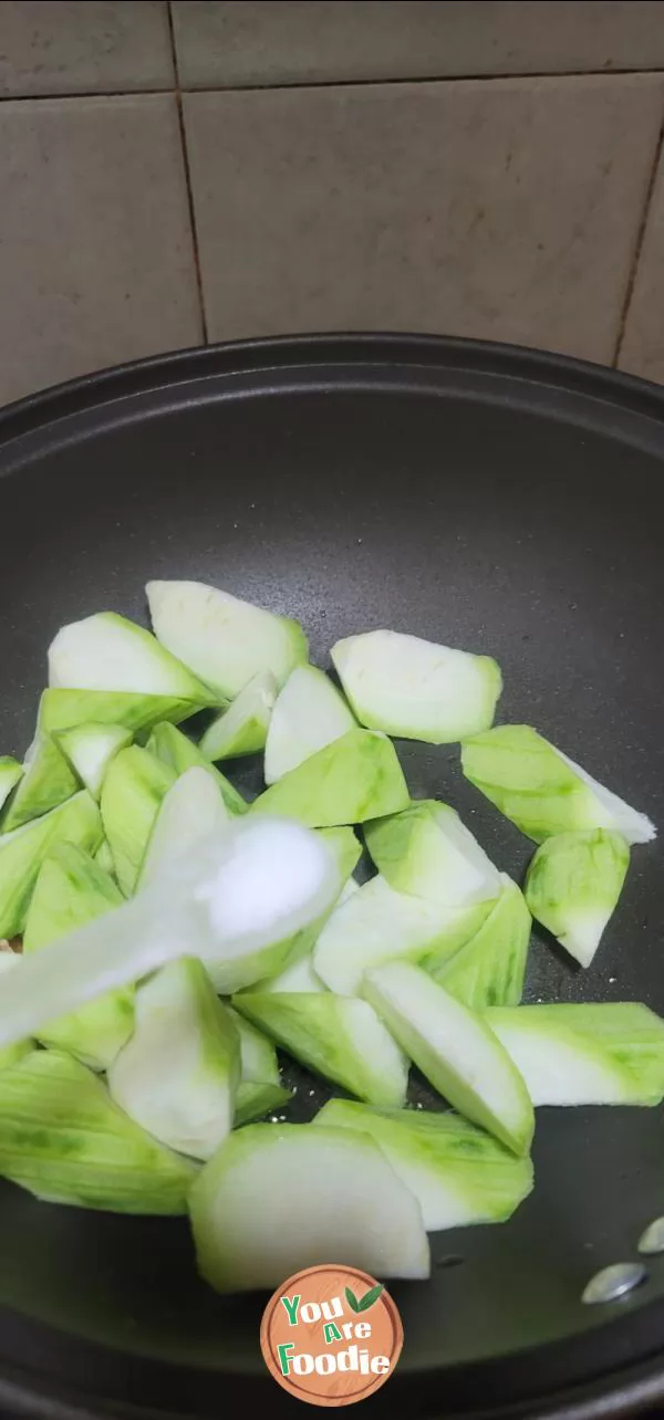 Sponge gourd soup with rice