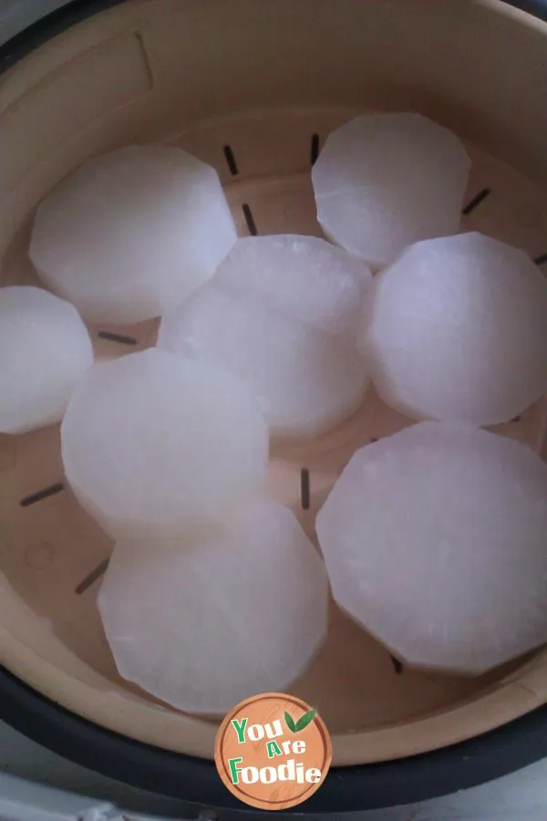 Steamed white radish