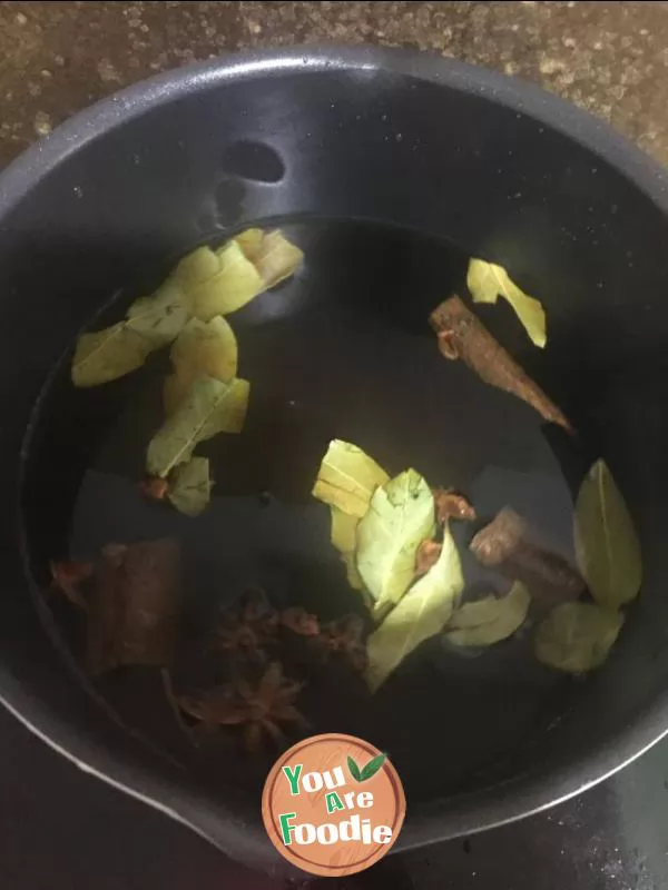 Pickled chicken feet