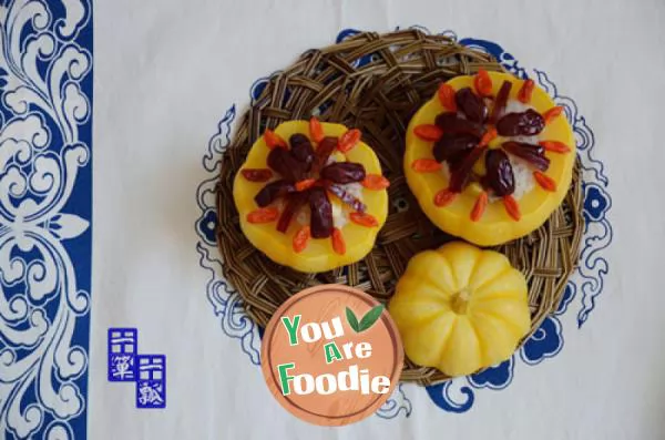 Glutinous rice double dates pumpkin cup