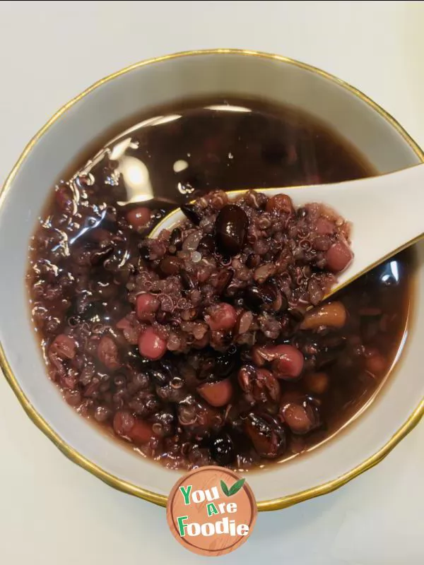 Bean, rice and wheat porridge