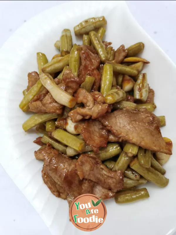 Fried pork with sour beans