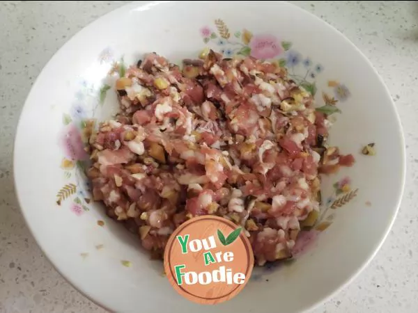 Bitter gourd stuffed meat