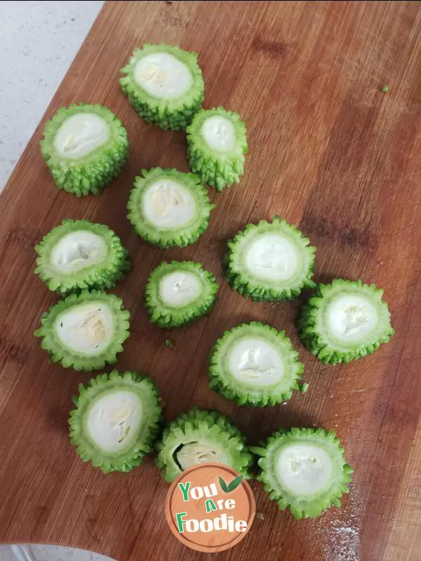 Bitter gourd stuffed meat