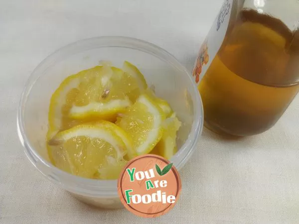 Honey lemon tea