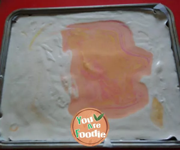 Hello Kitty cream cake roll