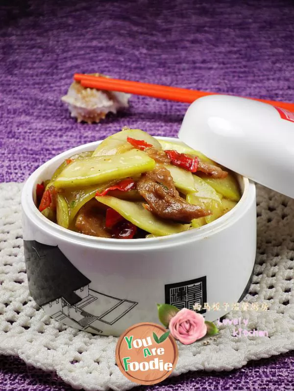 Simple delicacy -- fried pork slices with zucchini