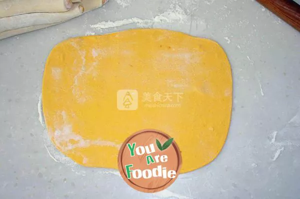 Steamed buns with patterns