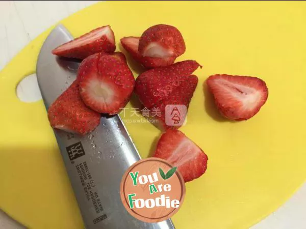 Strawberry Mousse Cake