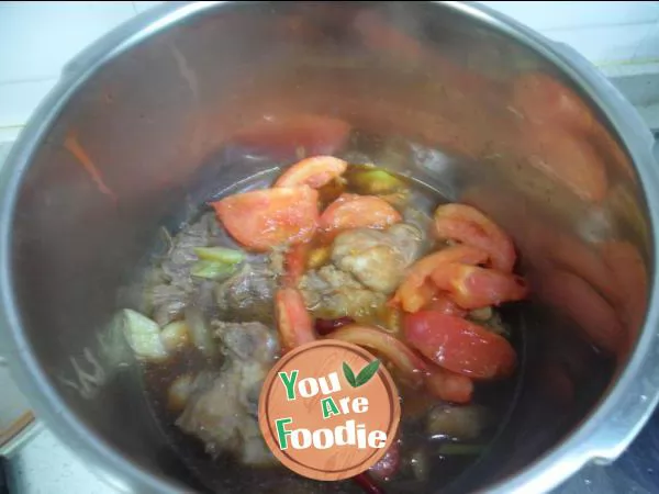 Tomato beef