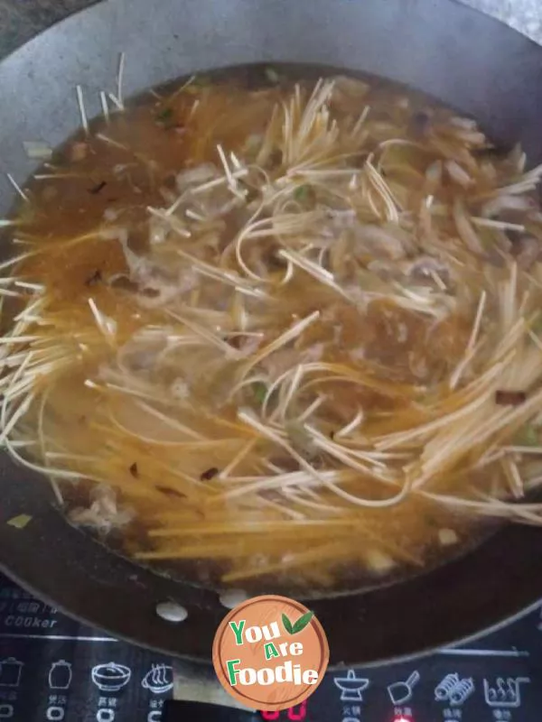 Pork , pickled mustard green noodles