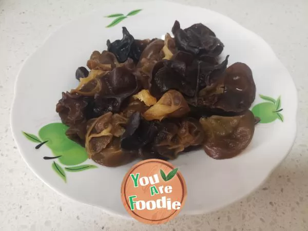 Fried agaric with Chinese yam
