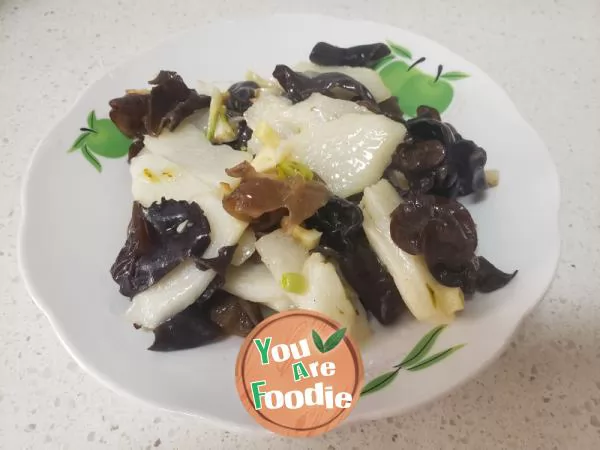 Fried agaric with Chinese yam