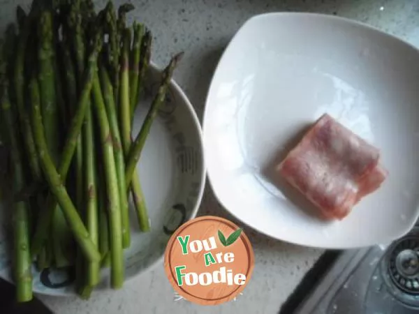 Asparagus Bacon Rolls