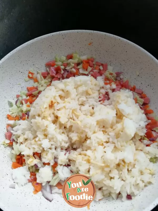 Acacia gluttonous fried rice