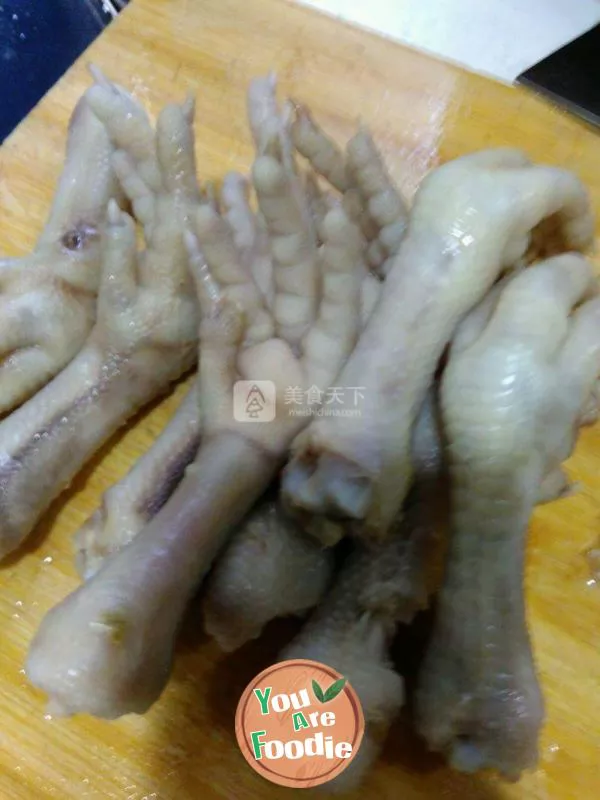 Braised chicken claw