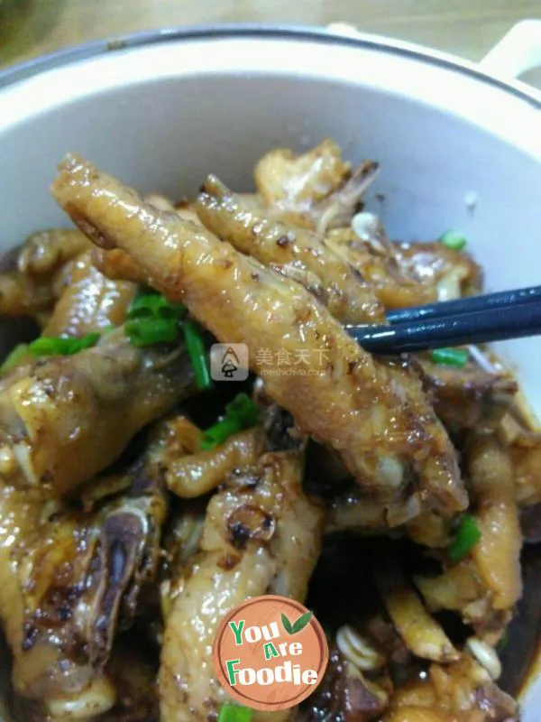 Braised chicken claw