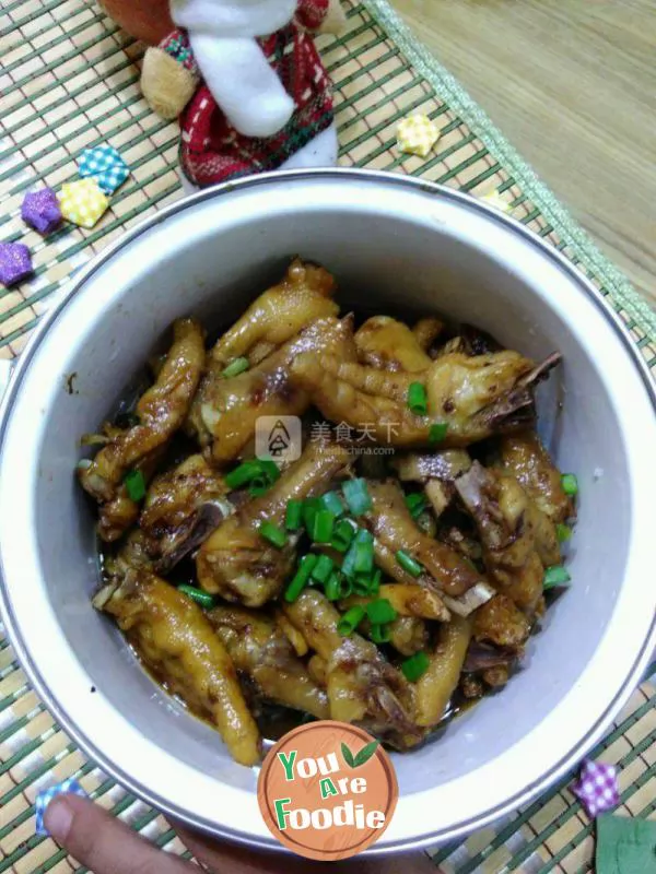Braised chicken claw