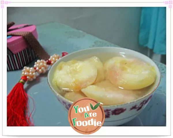 Peach in syrup